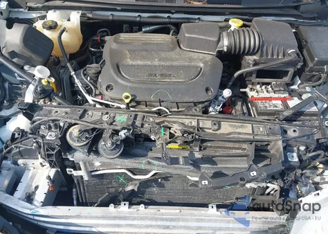 2020 Chrysler Voyager Lxi z USA, uszkodzony, nr VIN 2C4RC1DG5LR157156